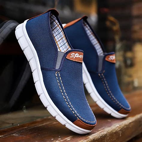 comfortable canvas shoes for men.